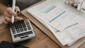Bonos y ayudas en España todas las opciones